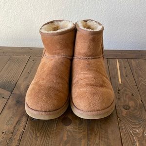 Ugg classic mini ii brown chestnut women’s size 9